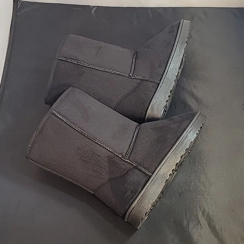 BRAND NEW SBVP PILEDLINED WEATHER SUEDE BOOTIES